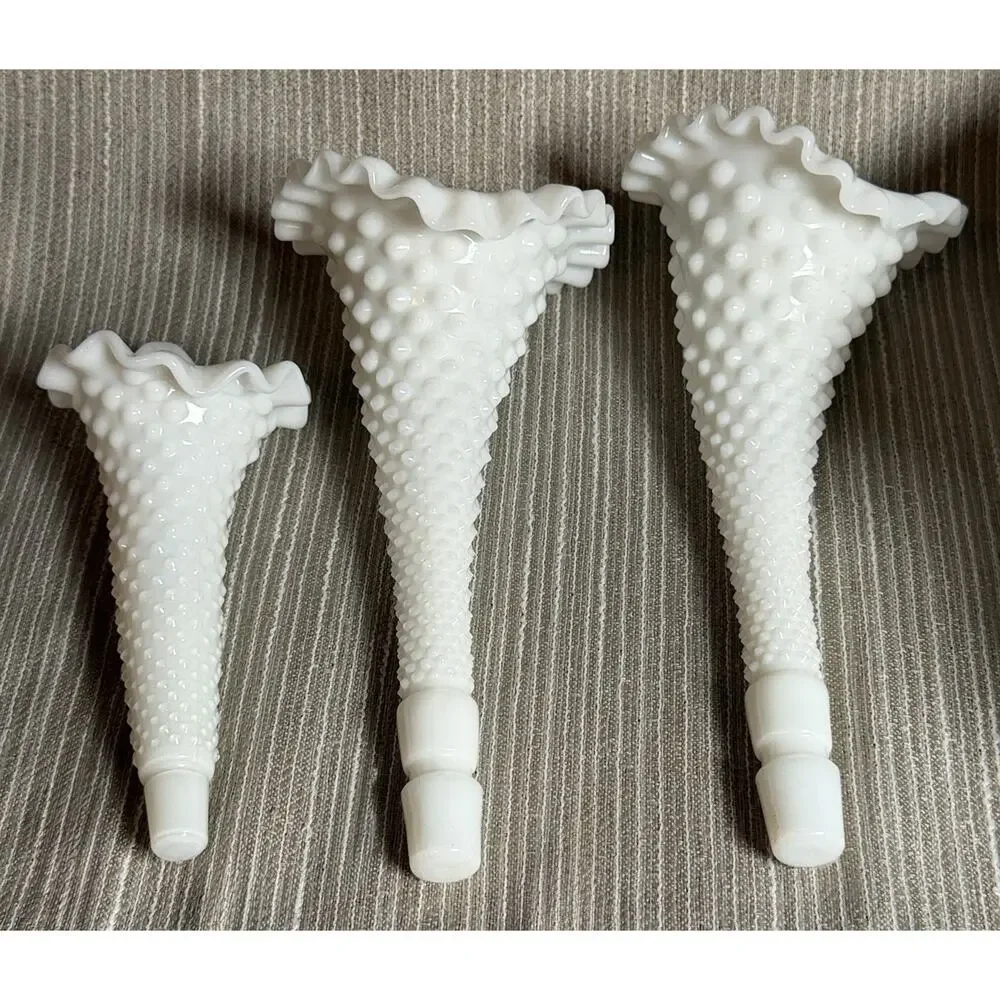 Vtg Fenton Milk Glass Hobnail 3 Horn Epergne Centerpiece Ruffled Trumpet Vase